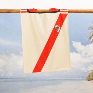 Poncho De Toalla Con Capucha River