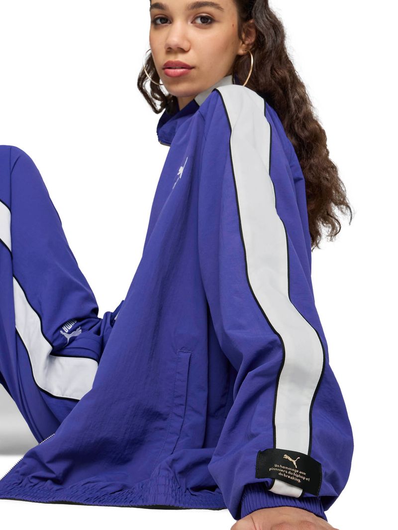 image-51f021b43469411e8c4ddf66843d82ba