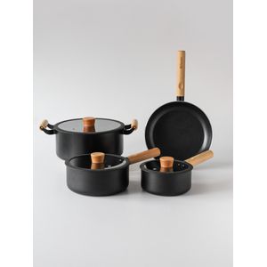Batería de Cocina Noble 7 piezas Negro c/Mango de Madera Feuer