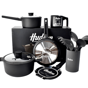 SET CACEROLA-OLLA-SARTÉN-JARRO-PANQUEQUERA + UTENSILIOS HUDSON DAILY TEFLON NEGRO