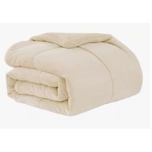 Acolchado Edredon Kavanagh Brienz Queen Corderito Con 2 Fundas