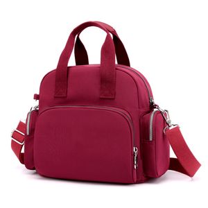 Cartera Morral Bordó Gadnic Mini Bandolera Con Correa