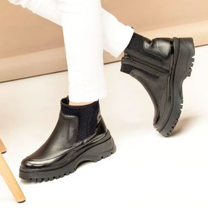 Bota KEADY de cuero con neoprene tipo chelsea